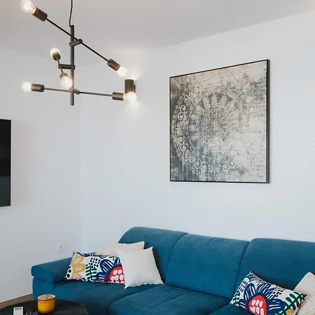 Apartment Spacious Luxury