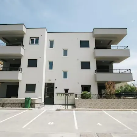 Apartment Spacious Luxury Trogir