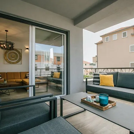 Apartment Spacious Luxury Trogir