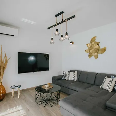 Apartment Spacious Luxury *