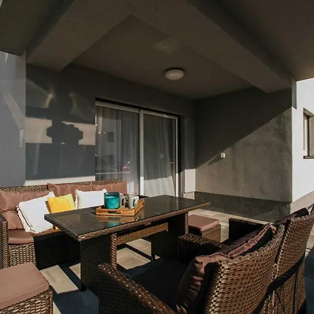 Apartment Spacious Luxury